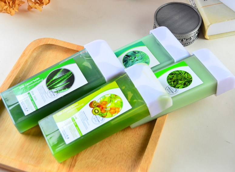 100g 0.69USD Depilatory Soft Wax Roll on Wax