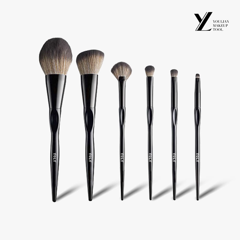 Are Full Face Brushes Worth It for Everyday Makeup