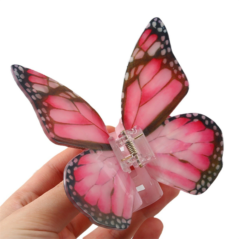 Why is a Hair Clip More Than Just a Simple Accessory?