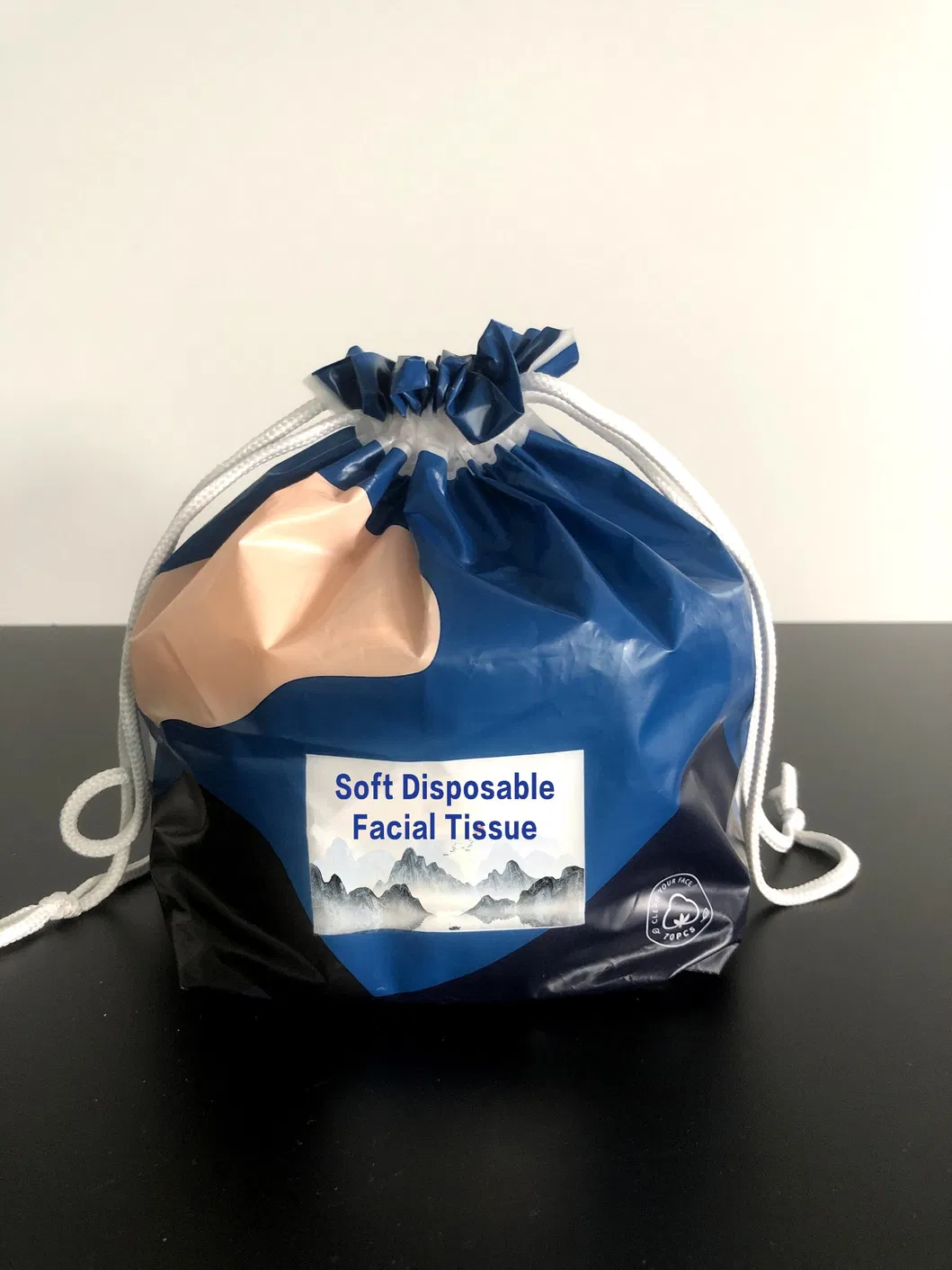 Soft Skin Friendly Makeup Cleaning Wipes for Baby and Female